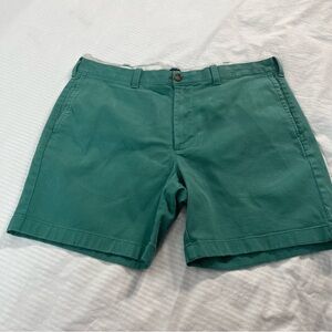 EUC Re-Imagined by -J Crew Green Shorts - Size 36 - 7" Inseam